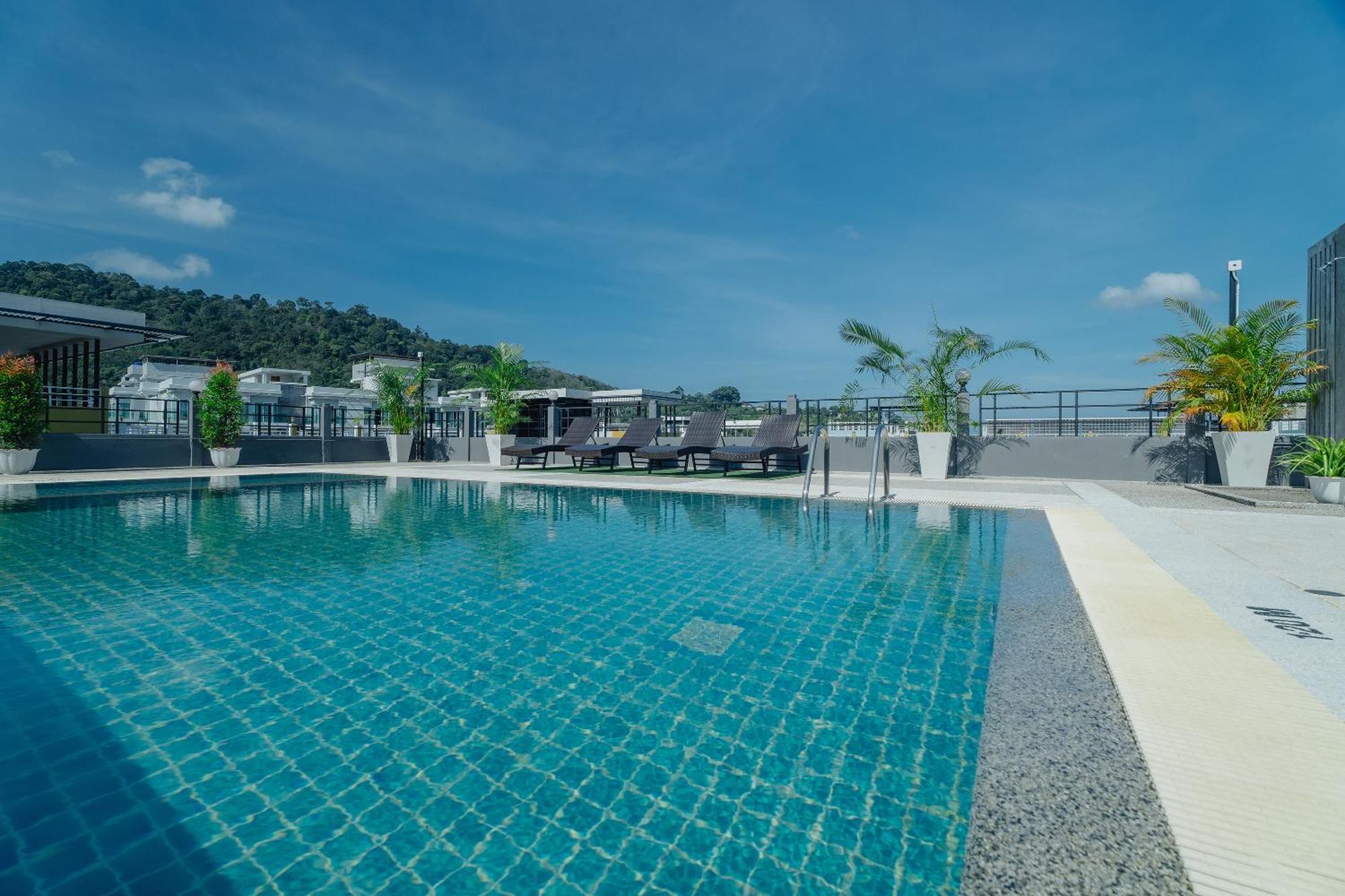 Di Yana Patong Hotel Exterior foto